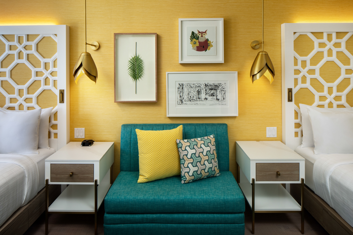 Alfond Double Queen Room