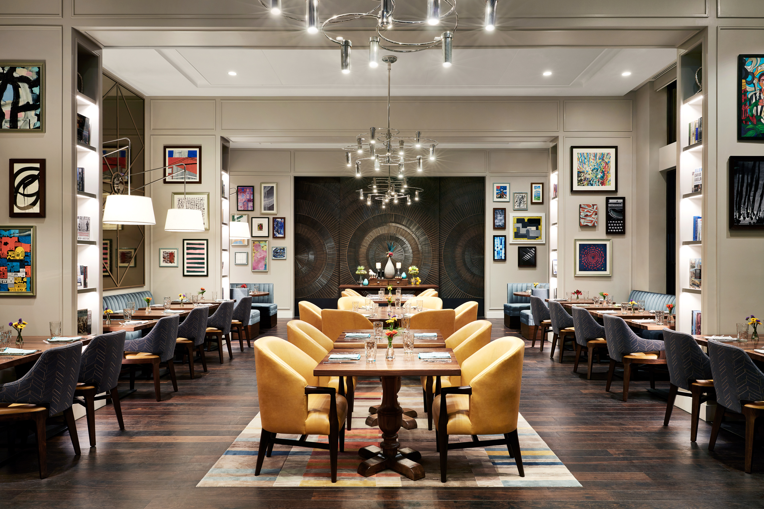 SOPHY Hyde Park dining area